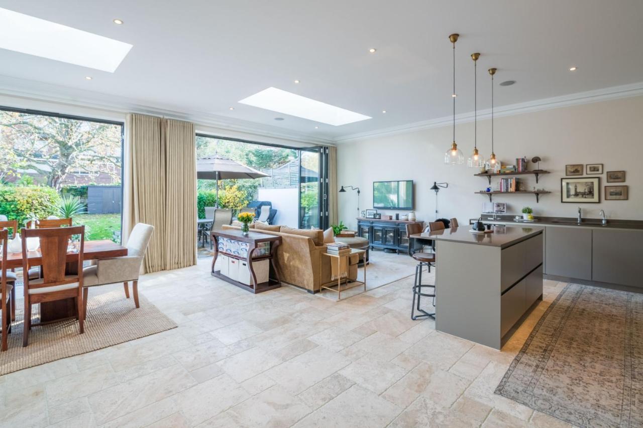 Breathtaking Putney Home With Gorgeous Garden Richmond  Buitenkant foto