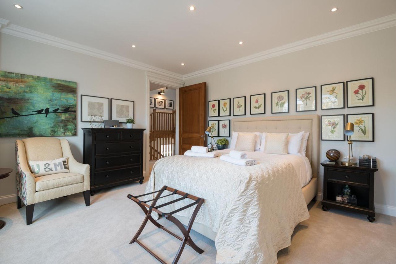Breathtaking Putney Home With Gorgeous Garden Richmond  Buitenkant foto